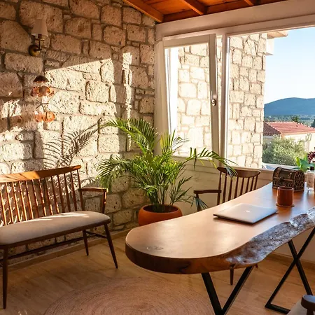 Fora Bella 2* 알라카티